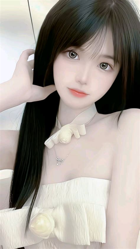 GOAT效应？贝蒂斯24小时发47动态欢迎安东尼数万名球迷街头狂欢